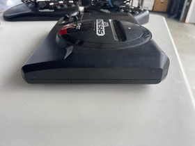 Sega Genesis Console 9 Game Bundle 2 Power Sticks 1 Controller Cables All Tested