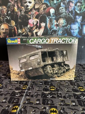 Revell 1:144 Scale WWW11 M4-18T Cargo Tractor Model Kit