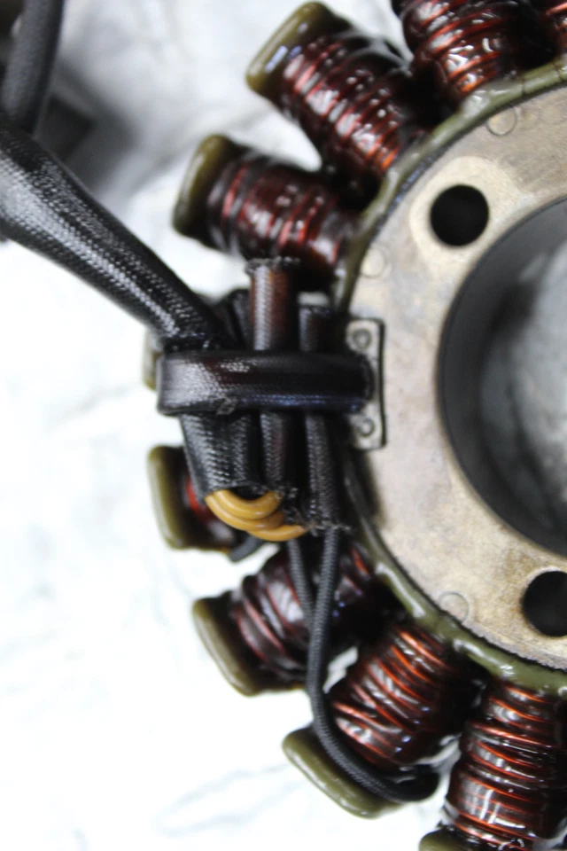 1989 Kawasaki Ninja 500 EX500A СТАРТЕР ГЕНЕРАТОР ПЕРЕМЕННОГО ТОКА  - Изображение 3 из 4