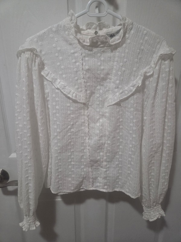 Zara Women's Button Down Blouse Size XL White Cotton Eyelet NEW NWT