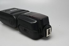Sunpak DF4000U TTL Hot Shoe Flash Canon/Nikon...