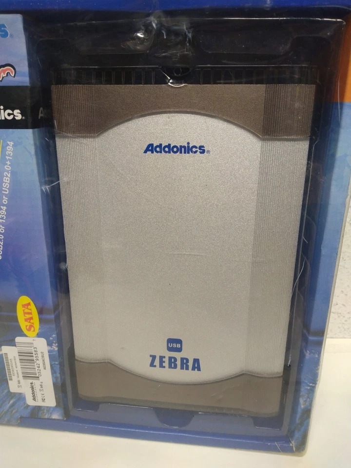 Addonics AE5SACSU2 Aluminum body&metal tray 5.25" SATA USB 2.0 External Enclosur - Image 2 of 4