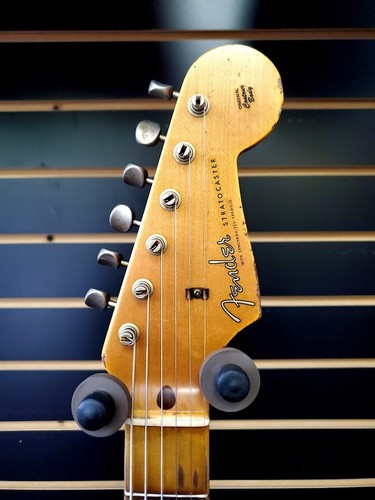 Fender Custom Shop LTD 56 Stratocaster - Picture 3 of 10