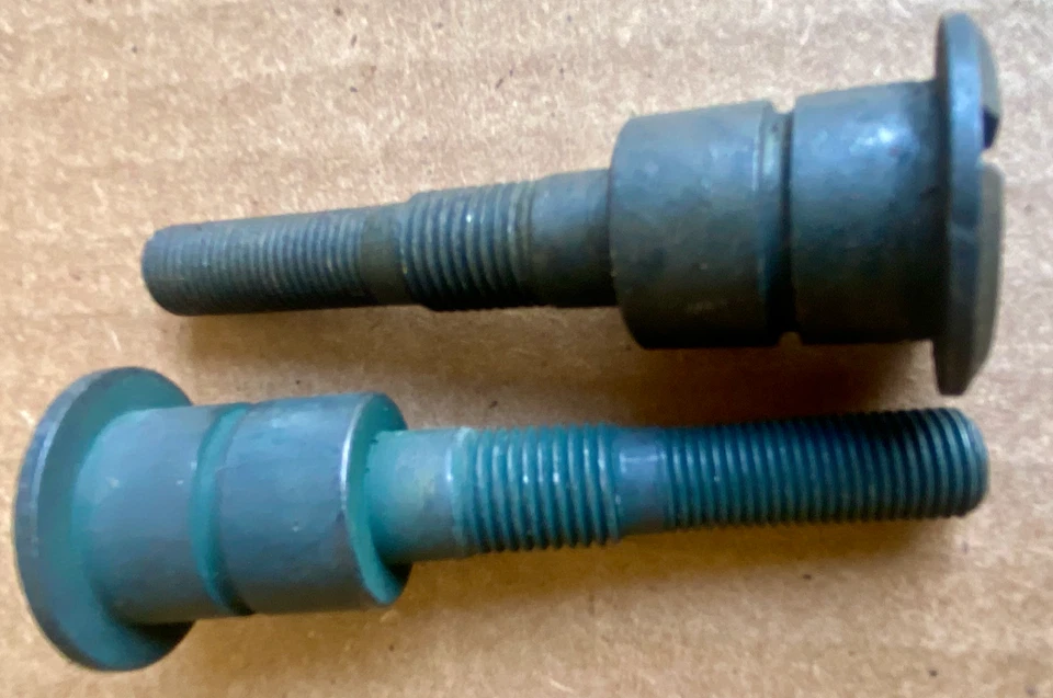 2640-40M NOS Original Harley 45" Flathead WLA Rocker Studs Compatível 1940-1952 #620 - Imagem 3 de 4