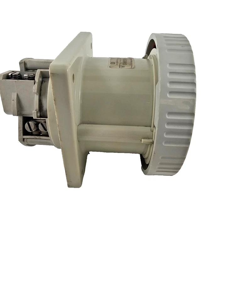 4100R7W -  100AMP WATERTIGHT PIN AND SLEEVE RECEPTACLE - Image 2 of 4