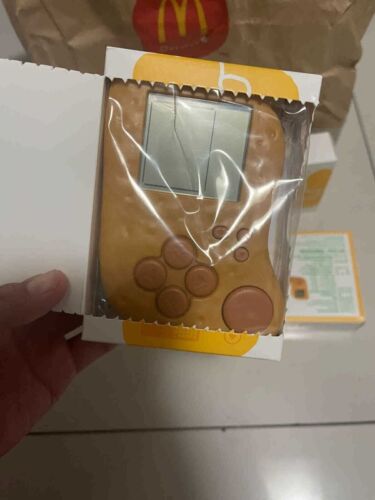 2023 Mcdonald's Tetris Game Console in the shape of a chicken nugget for kids - Picture 3 of 7
