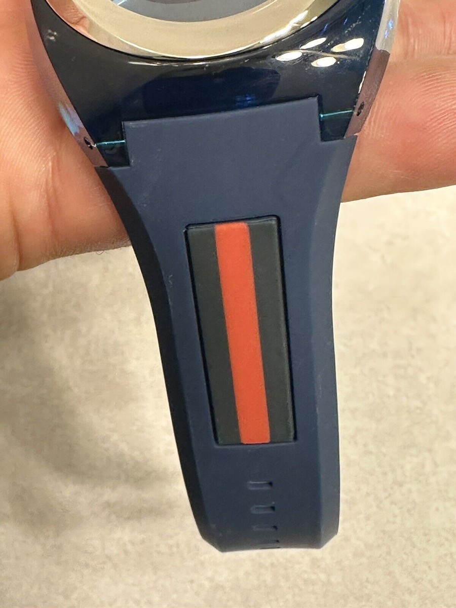 Gucci Sync XXL YA137104 Blue Rubber Band Blue Dial Unisex Watch