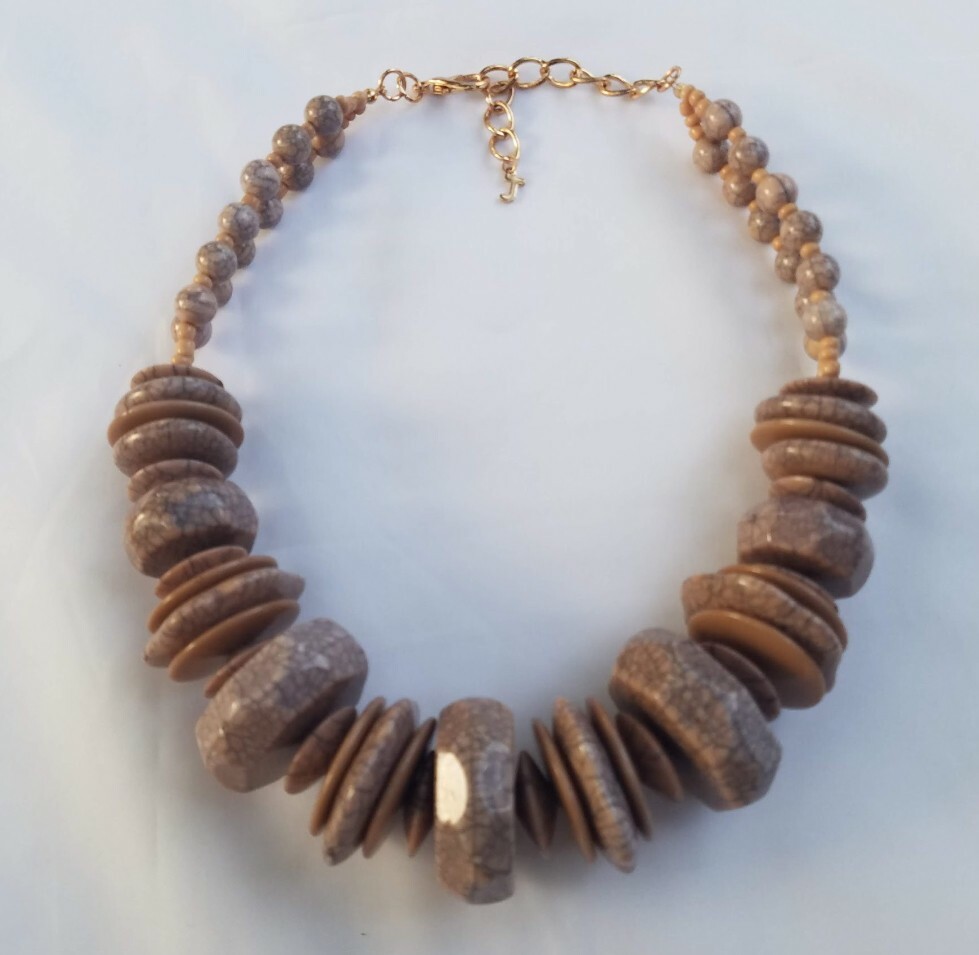 Large chunky statement necklace neutral resin gra… - image 7
