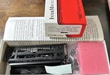 Intermountain Railway HO Kit #41399 ACF Type 27 Riveted 8,000 Gallon Tank Undec