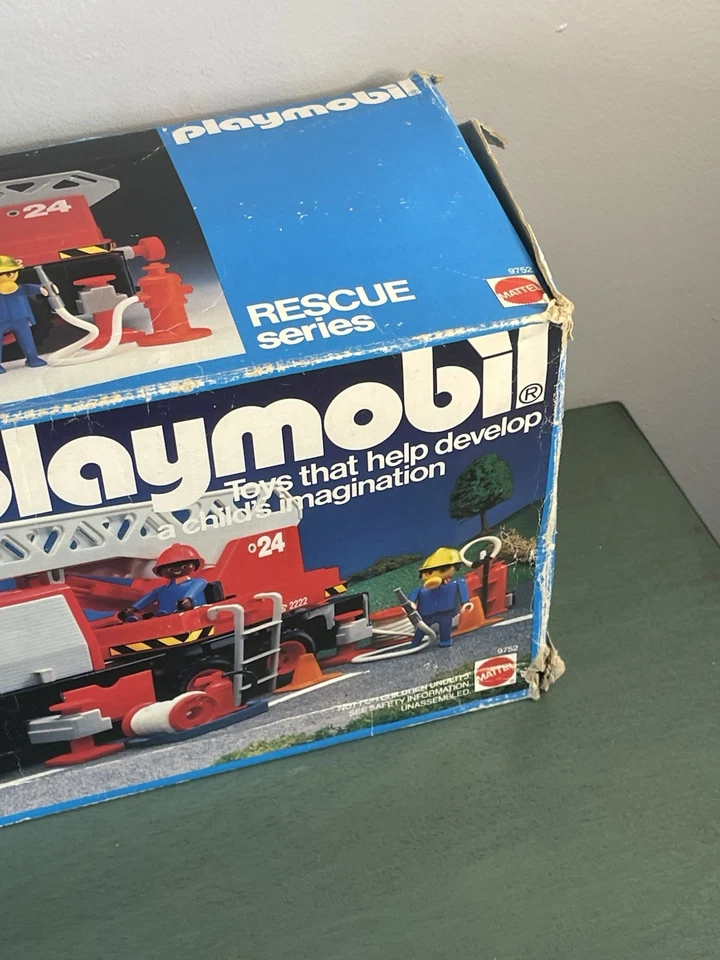 Vintage Playmobil Fire Truck Rescue Series 9752 Mattel 1984 - EUC Incomplete - Image 4 of 4
