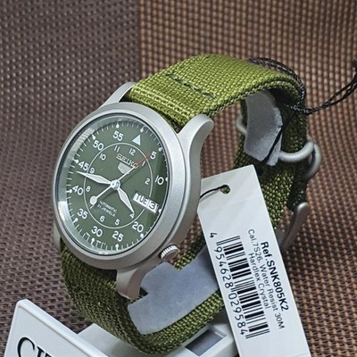 Seiko 5 SNK805K2 Automatic Green Nylon Military Style Analog Men's Seiko 5 SNK805K2 Automatic Green Nylon Military Style Analog Men's