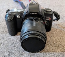 Canon EOS Rebel XS 35mm SLR Film 35-80mm Lens - UNTESTED