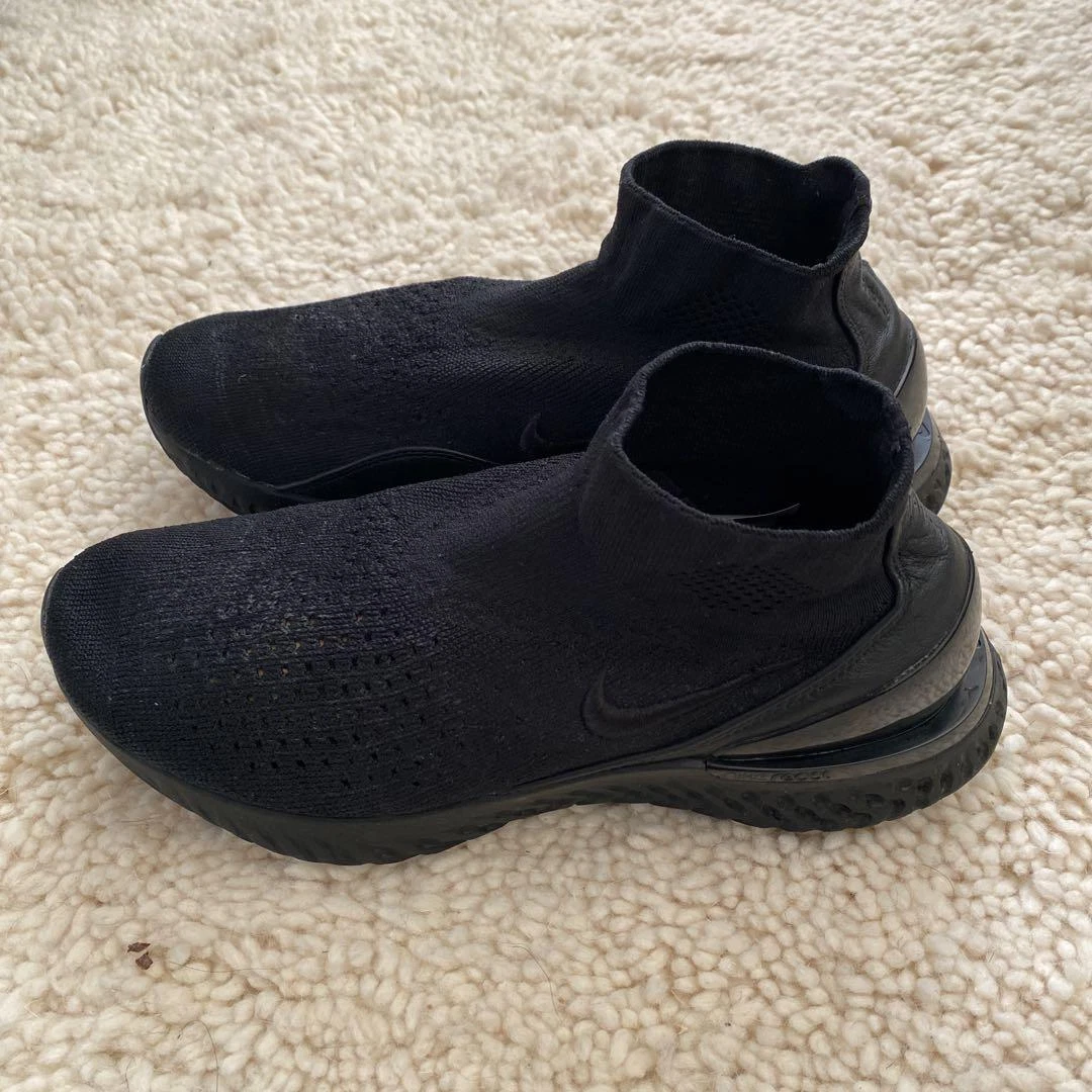 Men 7.5US Nike Rise React Flyknit Triple Black