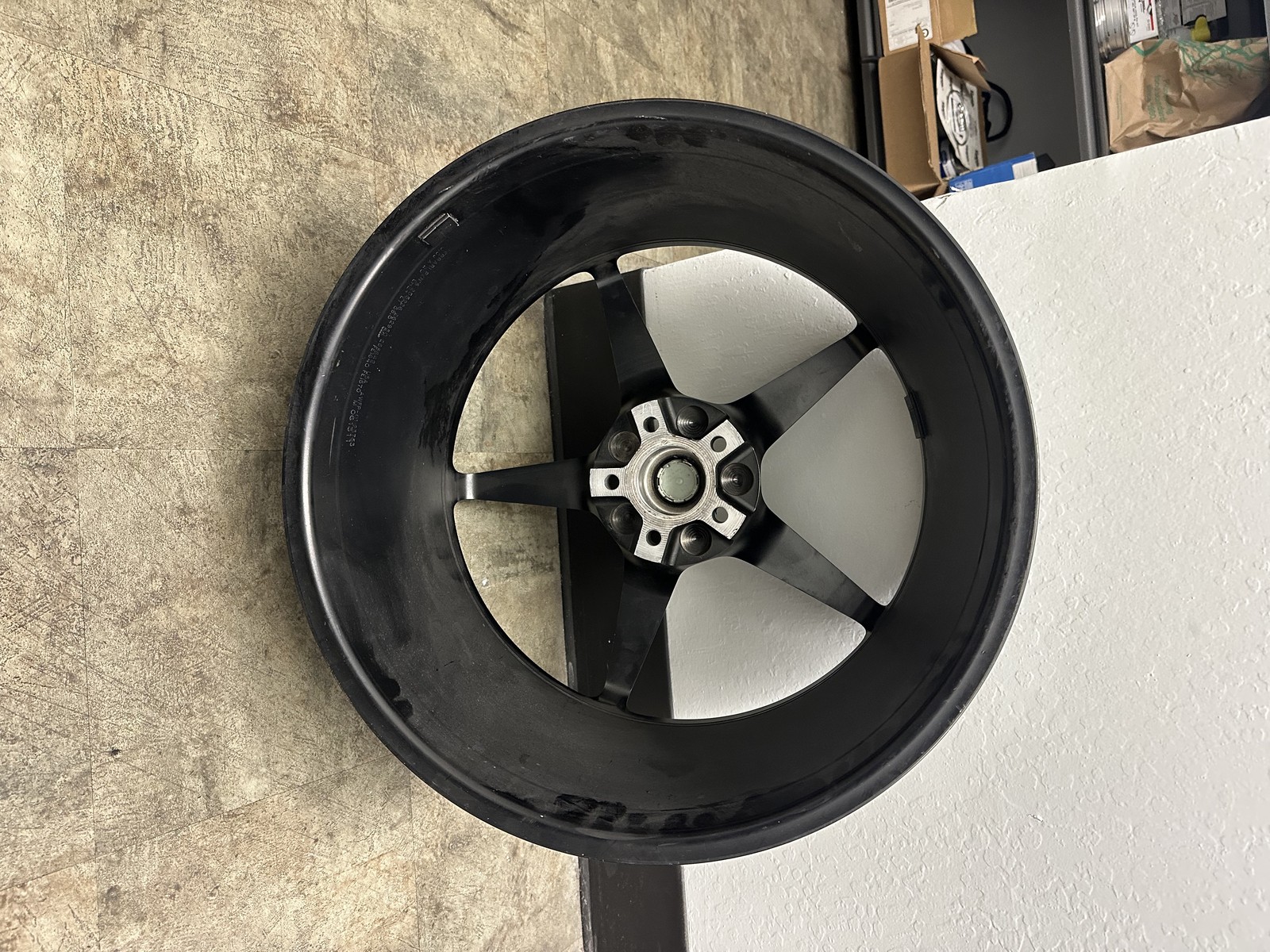 Ferrari 458 Italia Diamond Cut Forged Rear Wheel 20"x10.5" Satin Black