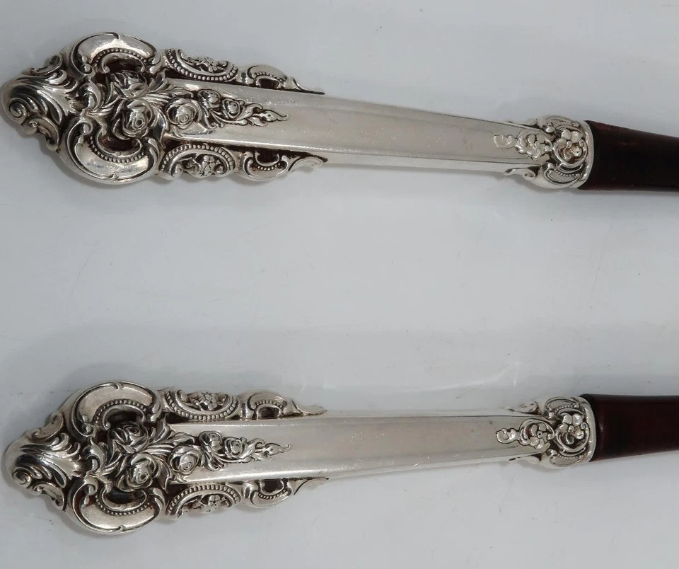 Cuchara y tenedor para servir ensaladas barrocas Wallace Silver Grande con tazón de madera, 11" Foto 3 de 4