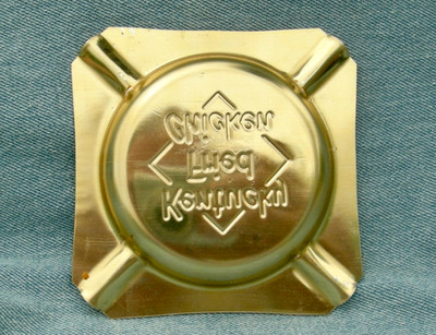 1960s-70s KFC ''KENTUCKY FRIED CHICKEN'' PRESSED STEEL GOLD TONE FAST FOOD ASHTRAY