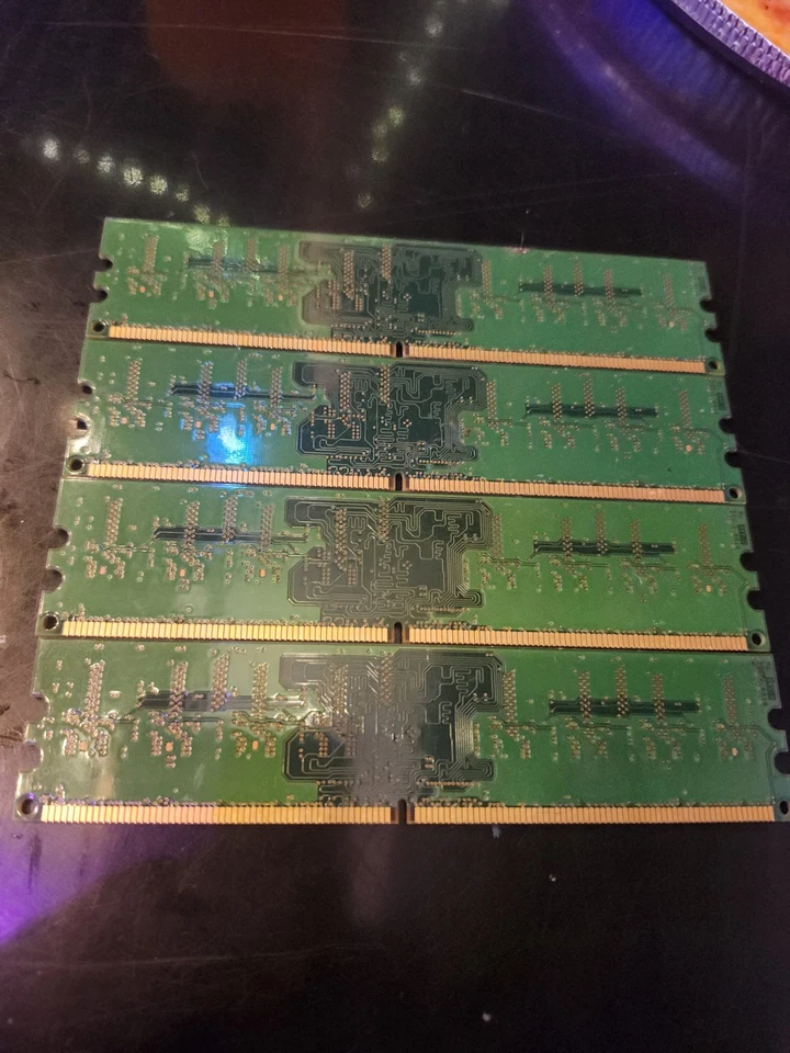 Elpida 1GB DDR2-800 Computer RAM Memory Lot EBE10UE8ACWA-8G-E PC2-6400U-666  - Image 3 of 4