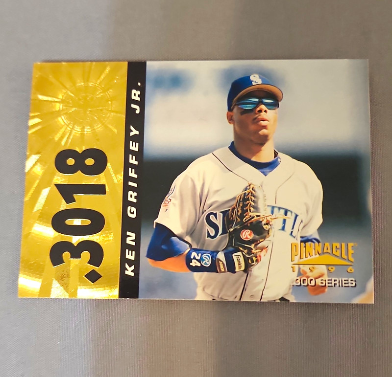 Pinnacle 1996 300 Series Ken Griffey Jr. #301.8 Seattle Mariners Insert