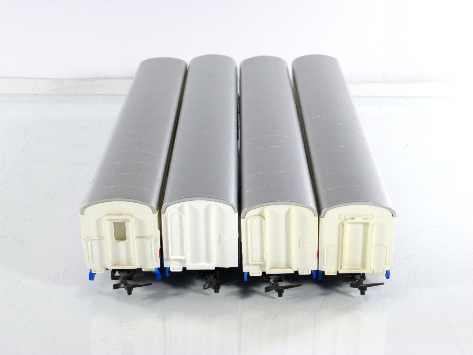 HO Scale ***AMERICAN FREEDOM TRAIN*** 4Car Passenger Set, 17761976