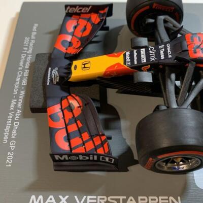 SPARK Original 1/18 Red Bull Honda RB16B Verstappen 2021 Abu