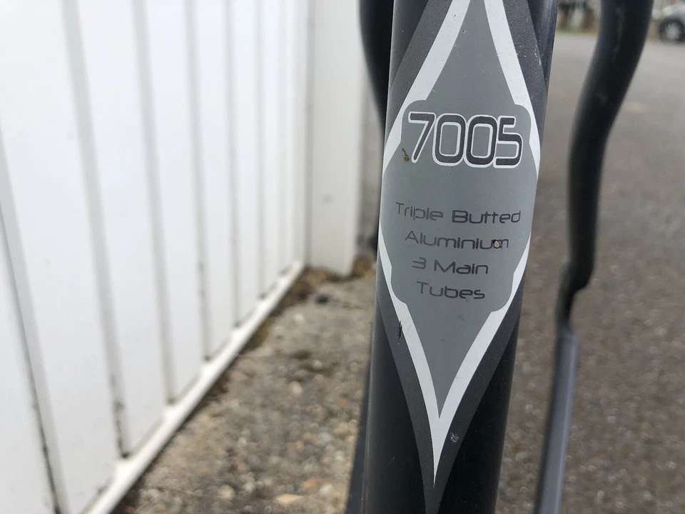 Carrera Kraken Bike Frame - Image 2 of 4