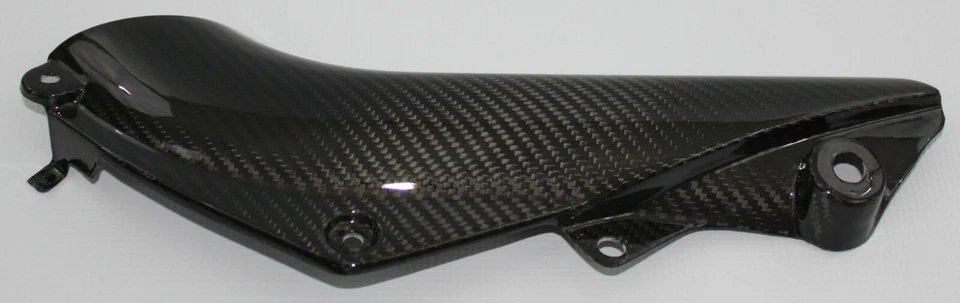 Теплозащитный экран для выхлопной системы Kawasaki Ninja ZX-6R 2005-2006 годов выпуска - 100% углеродное волокно - Изображение 2 из 4