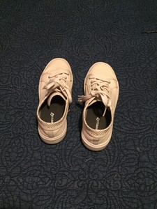 merrill tennis shoes