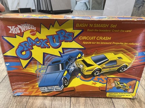 Very Rare Hot Wheels Crack Ups Bash N Smash Set 80’s  Still Sealed