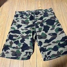 a bathing ape camouflage shorts size M