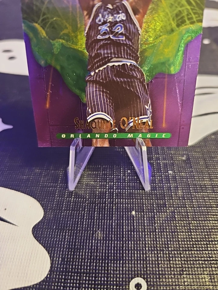 1995-96 Skybox Premium - Meltdown Shaquille O'Neal #M8 - Image 3 of 4