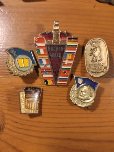 DDR GERMANY  OLD ORIGINAL BADGE PIN  (AR)
