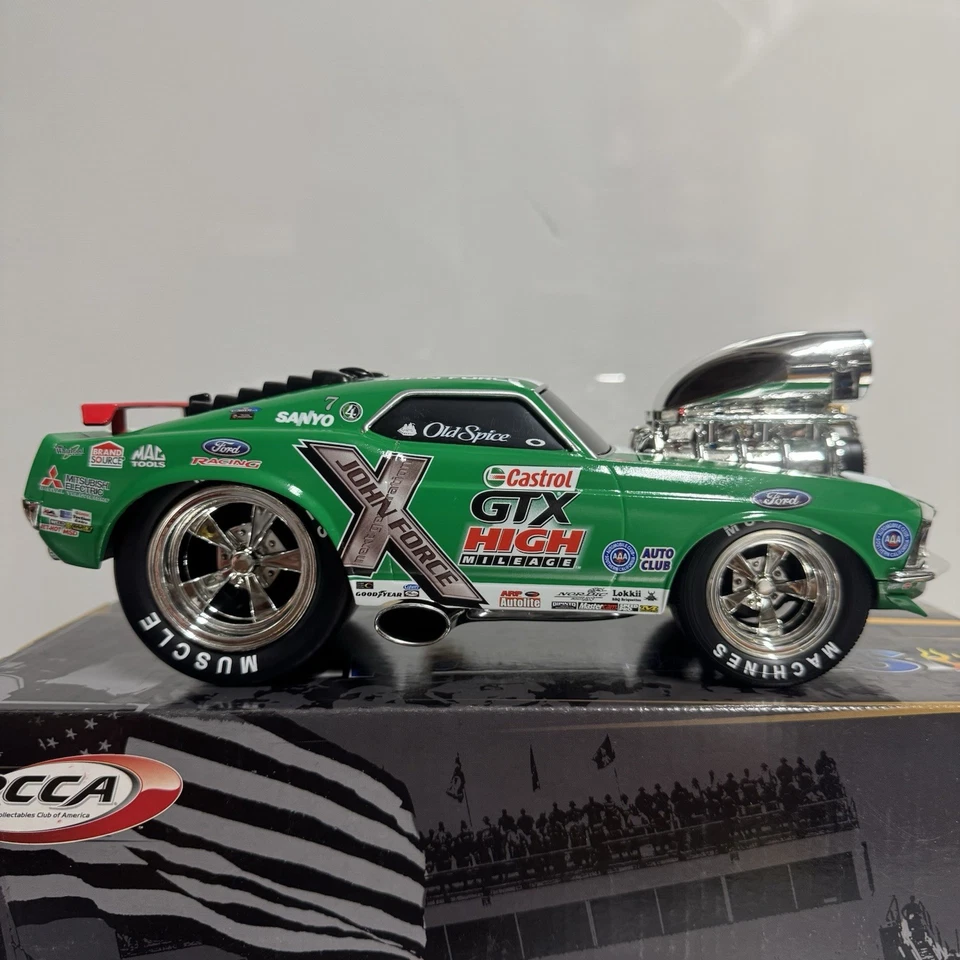 Máquina muscular John Force RCCA escala 1:18 coleccionable 1 de 350 Foto 3 de 4
