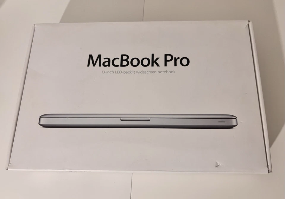 MacBook Pro 13-inch LED-backlit widescreen notebook - Bild 3 von 4