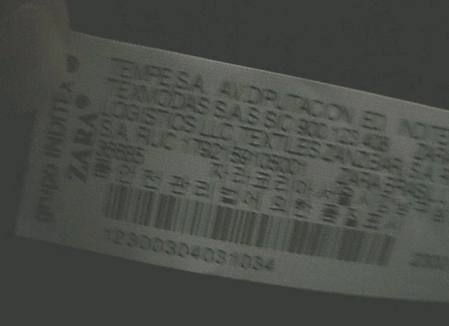 Bolso cubo de hombro de cuero sintético verde Zara con inserción de bolso de piel sintética amarillo  Foto 2 de 4