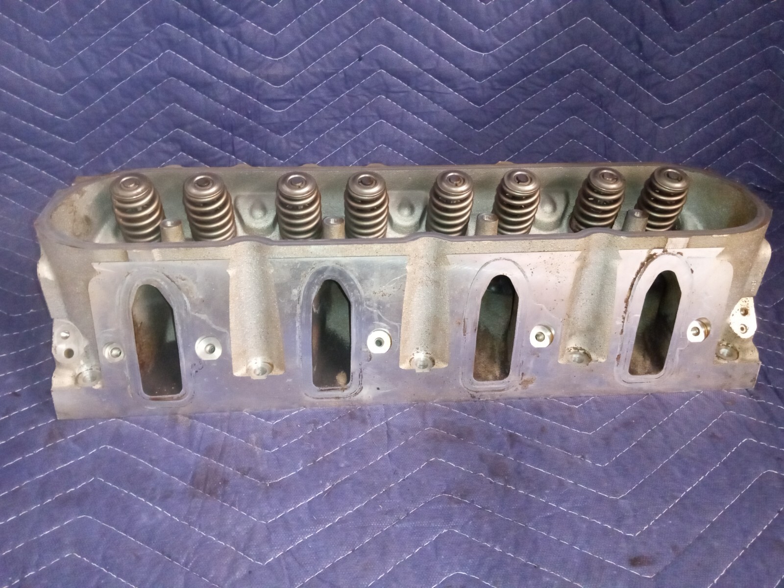 LS CYLINDER HEAD ( 799 ) 4.8 / 5.3 Cleaned Gen 3/4 Cathedral Port