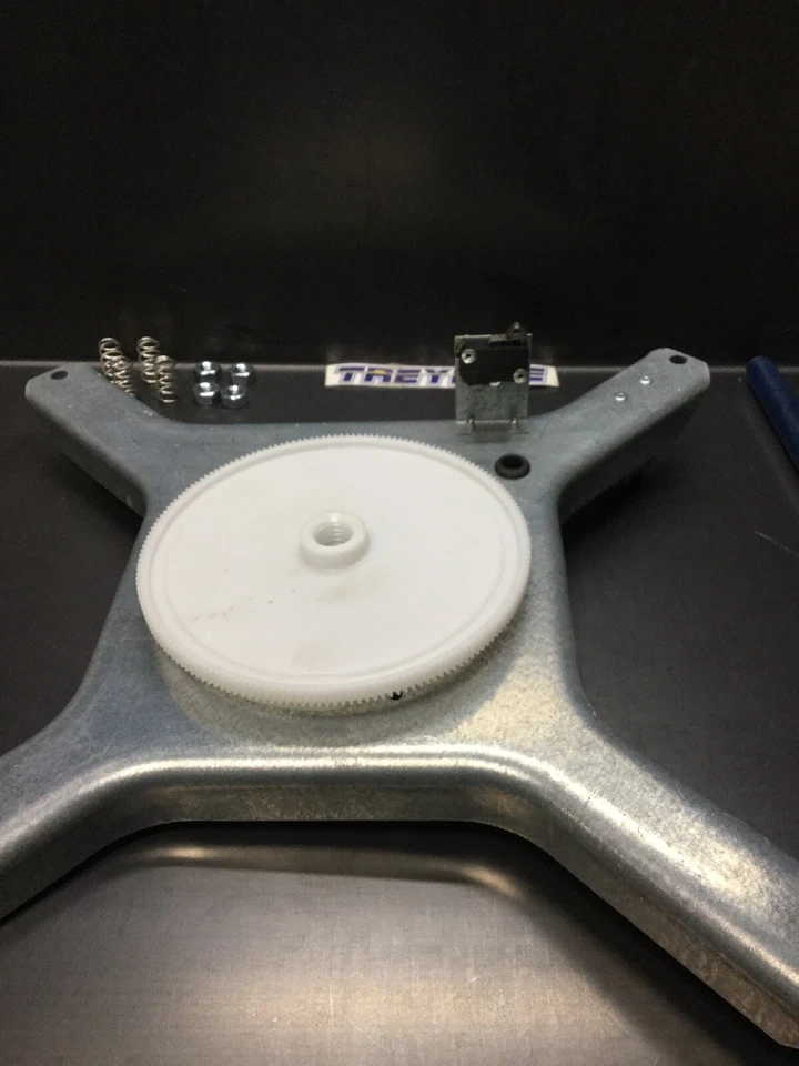 NEW, TRANE, PLT03312, SIZE 42 BACKPLATE, ELECTRIC CONTROL. (12G-1) - Image 2 of 4