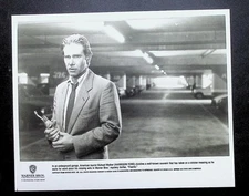 Harrison Ford  "Frantic" 1988 Warner Brothers holding statue of liberty