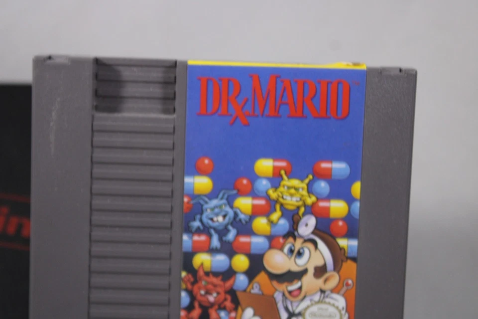 Dr Mario Nintendo NES Video Game Cartridge Mario - Sleeve - Image 3 of 4
