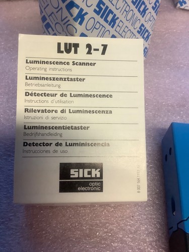 Sick LUT2-721 Luminescence Scanner 18-30VDC NIB - Picture 4 of 4
