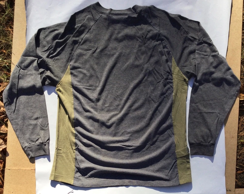 Camiseta manga larga vintage años 90 ALIEN WORKSHOP SKATEBOARDS corte coser Foto 3 de 4