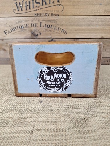 Decorative Motoring Memorabilia Related Boxes - Picture 36 of 53