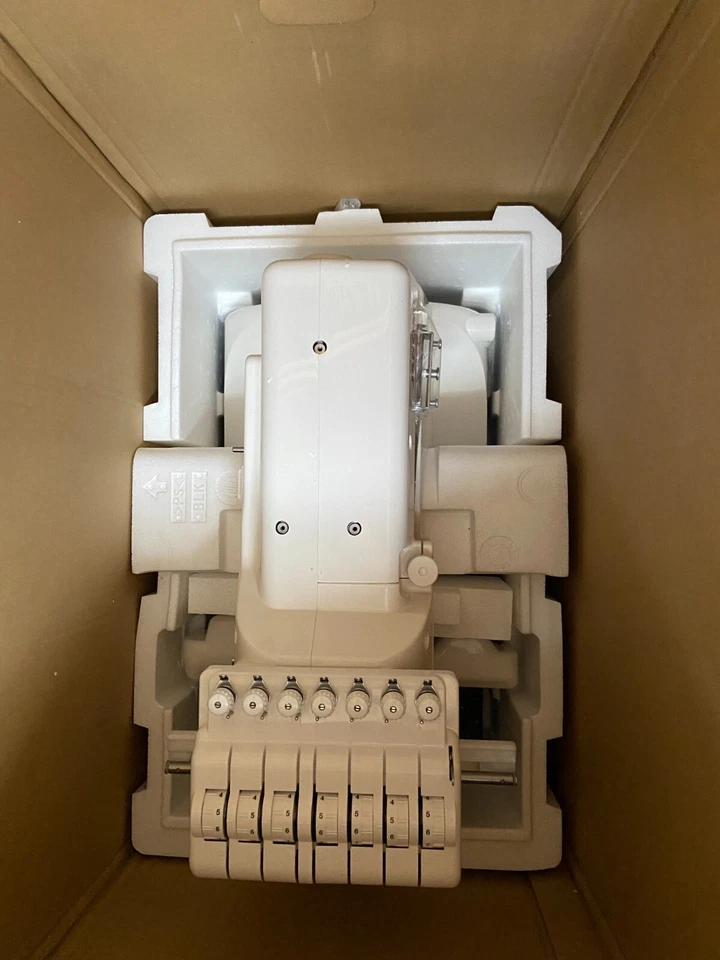 Janome MB7 Seven Needle Embroidery Machine 9.4 x 7.9 - Image 3 of 4