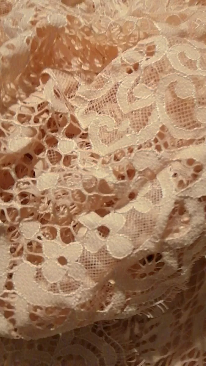 BEIGE LONG PIECE 294CM X 30CM LACE FABRIC REMNANTS. 2 PIECES AVAILABLE IN STOCK