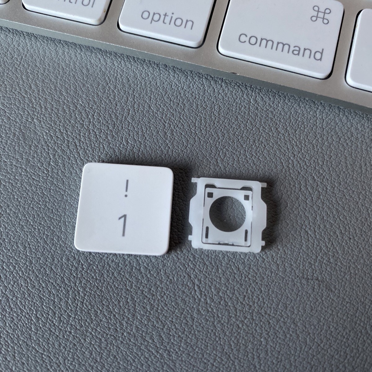 Apple - key Replacement Keys For Apple Wireless Keyboard A1843