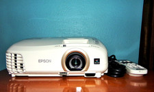 Epson Home Cinema 2040 1080P Projector Great Condition Great Image 1366 Hours 