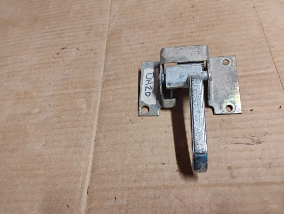 73-87 Chevy GMC Truck OEM 73-76 Interiror Doorhandle - Image 3 of 4