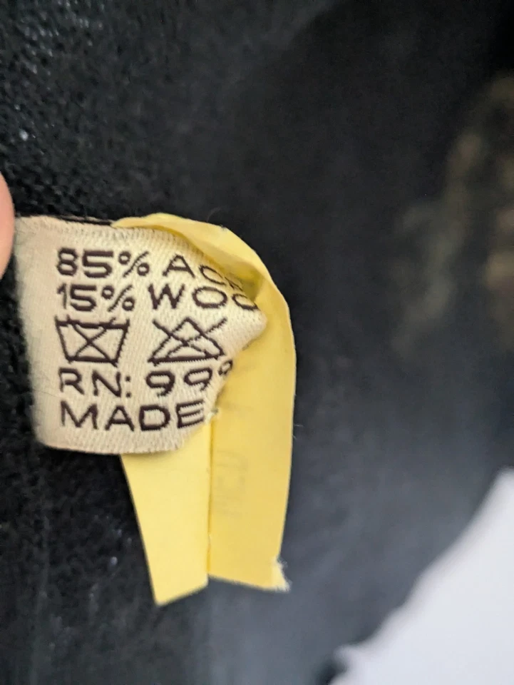 Bufanda de lana acrílica Anthropologie en negro floral sin etiqueta Foto 3 de 4