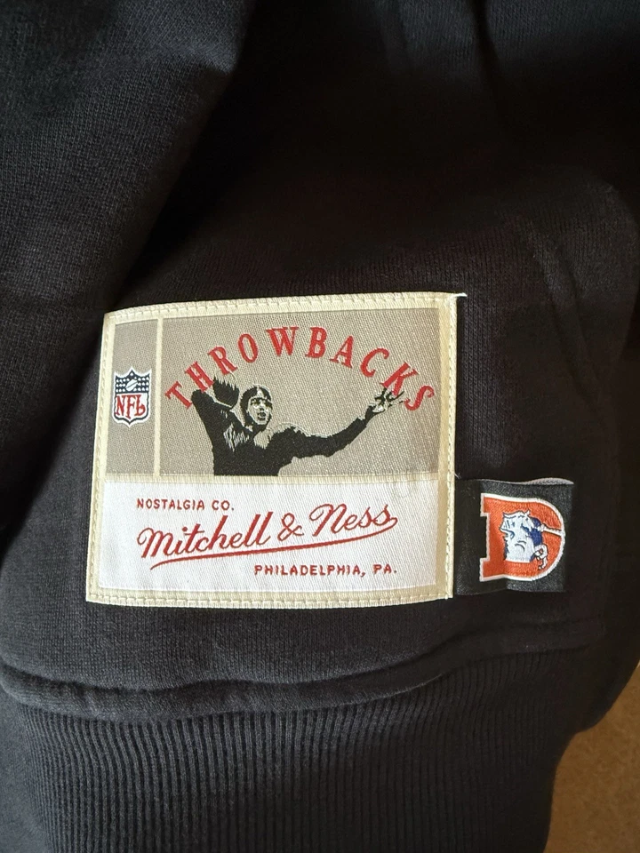 Sudadera con capucha Mitchell & Ness Denver Broncos para hombre talla grande (L) Foto 2 de 3