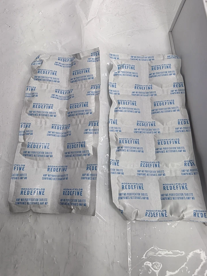 Rodan and Fields Redefine AMP MD System Roller Intensive Night Renewing Serum 60 - Image 2 of 4