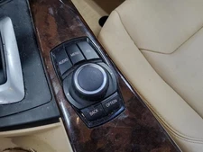 Audio Equipment Radio Control Console Mounted Fits 12-18 BMW 320i 499711